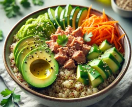 Bowl de quinoa, avocat et thon